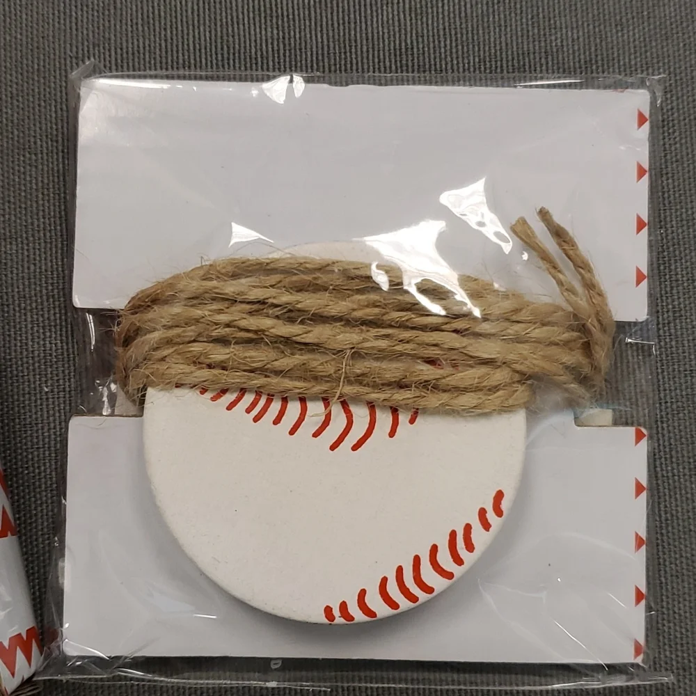 NWT BASEBALL Magnatie from Gold Canyon, Wood,‎ 48